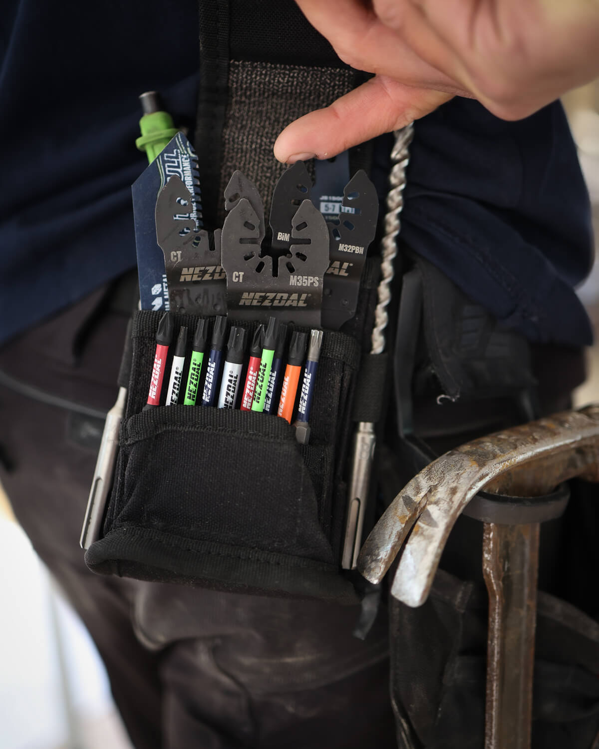 MultiGuard | Sichere Aufbewahrung für Bohrer, Multitool-Sägeblätter, Stichsägeblätter und mehr | Mit Gürtelclip